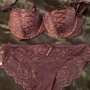 Adore me Bra and panty set